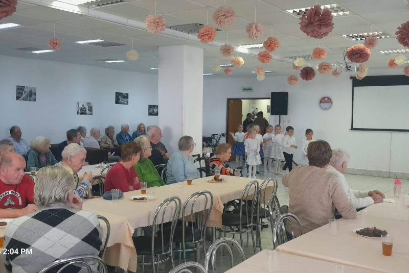  Aktuality - úvod / Mesiac úcty k starším - foto